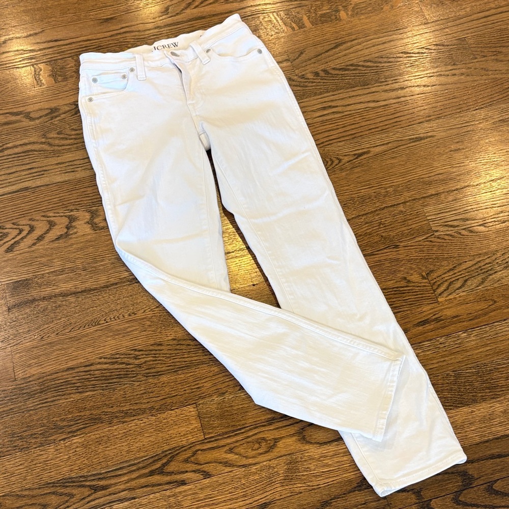 J. Crew Women’s 9”Vintage Slim Straight White denim Jeans, 23